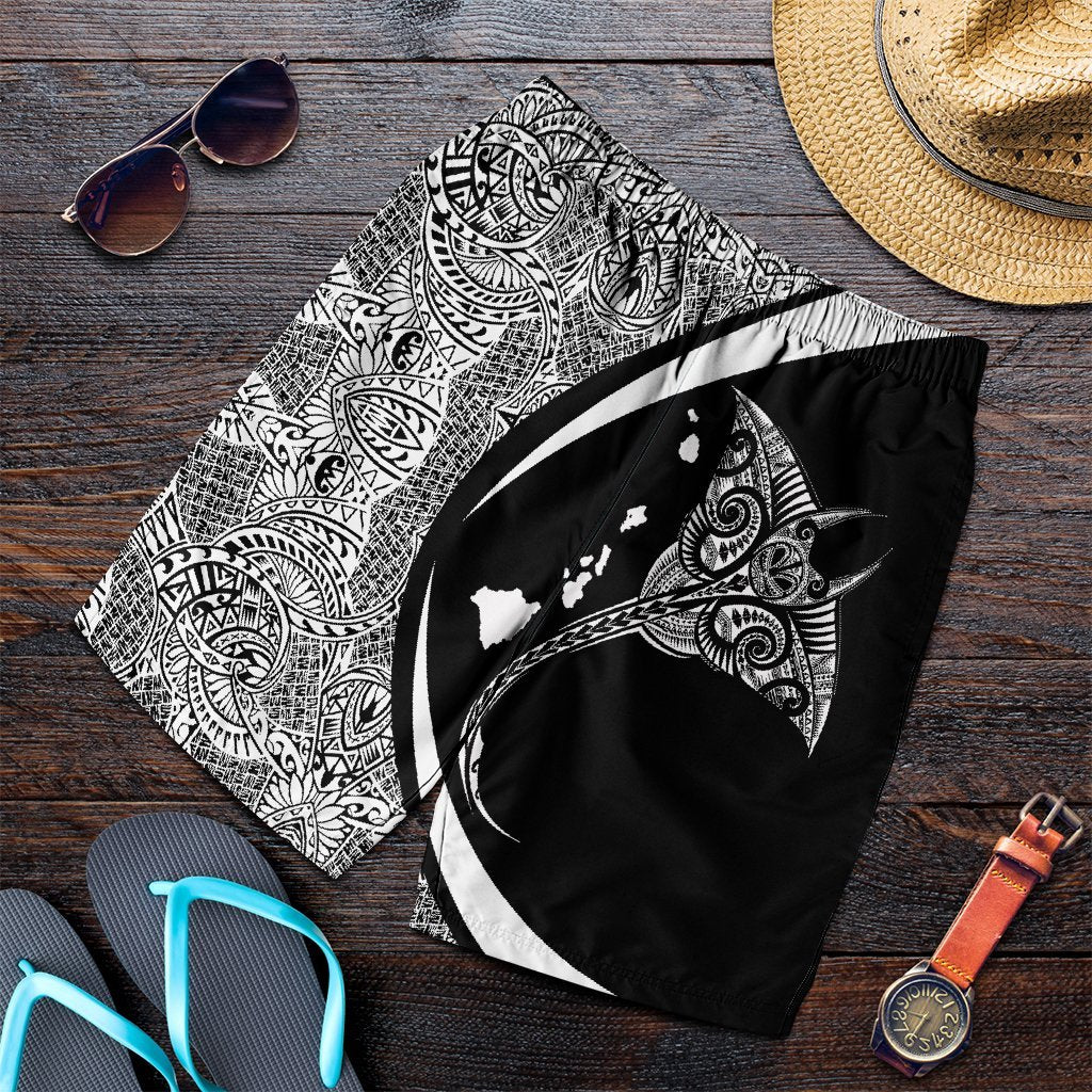 Hawaiian Map Manta Ray Polynesian Men's Shorts - White - Circle Style - AH Art - Polynesian Pride