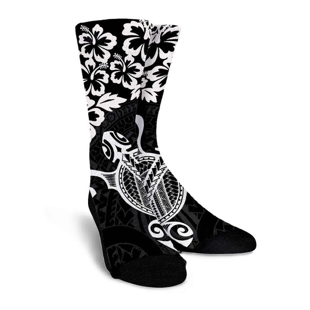Hawaiian Map Turtle Hibiscus Kanaka Polynesian Crew Socks - White - AH - Polynesian Pride