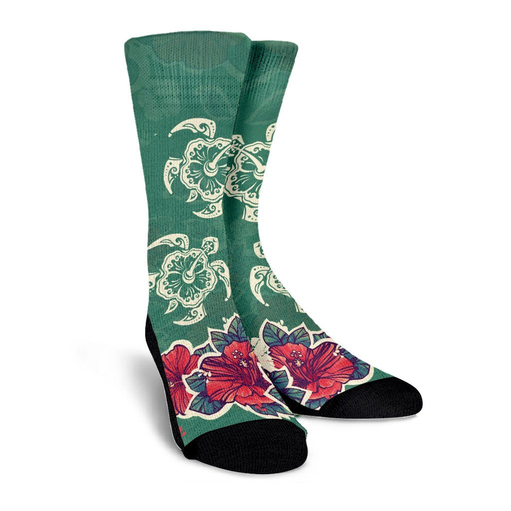 Hawaiian Turtle And Colorful Hibiscus Polynesian Crew Socks - AH - Polynesian Pride