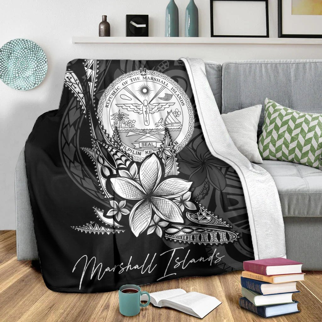 Marshall Islands Premium Blanket - Fish With Plumeria Flowers Style - Polynesian Pride