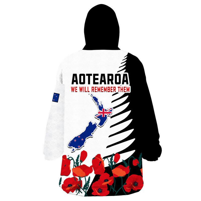 New Zealand ANZAC Day Wearable Blanket Hoodie Military Silver Ferns and Red Poppy LT9 - Polynesian Pride