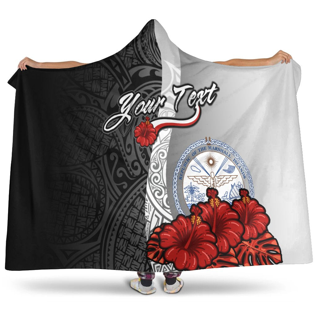 Marshall Islands Polynesian Custom Personalised Hooded Blanket - Coat Of Arm With Hibiscus White Hooded Blanket White - Polynesian Pride