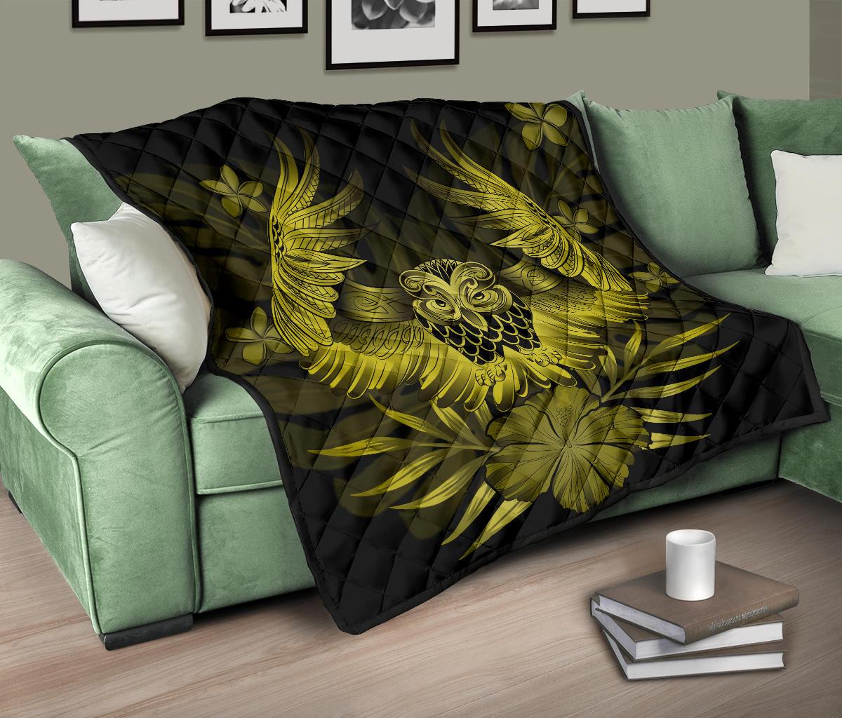 Hawaii Owl Hibiscus Plumeria Premium Quilt - Yellow - Polynesian Pride