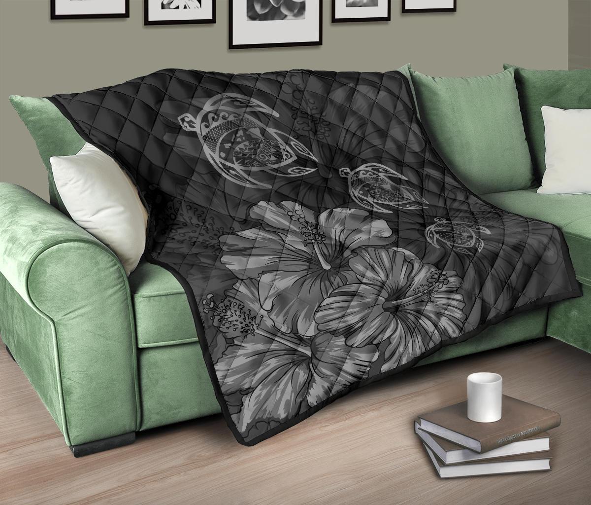 Hawaiian Map Turtle Hibiscus Vintage Polynesian Premium Quilt Gray - Polynesian Pride