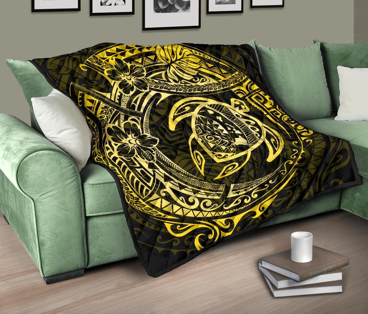Hawaiian Turtle Polynesian Yellow Premium Quilt - Polynesian Pride