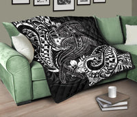 Samoa Premium Quilt - White Shark Polynesian Tattoo - Polynesian Pride