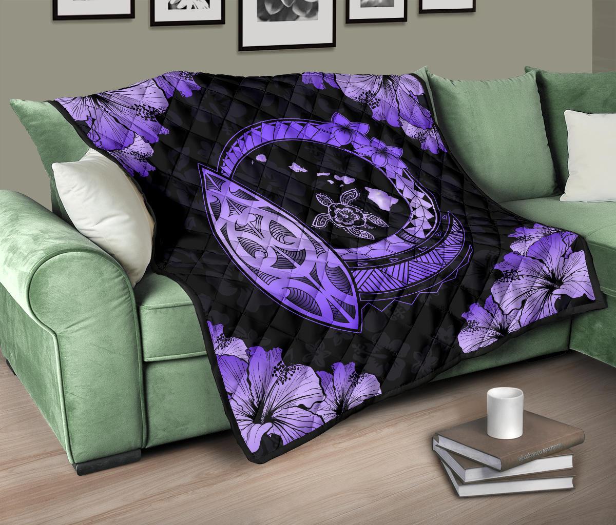 Hawaii Hibiscus Map Hidden Polynesian Purple Premium Quilt - Polynesian Pride