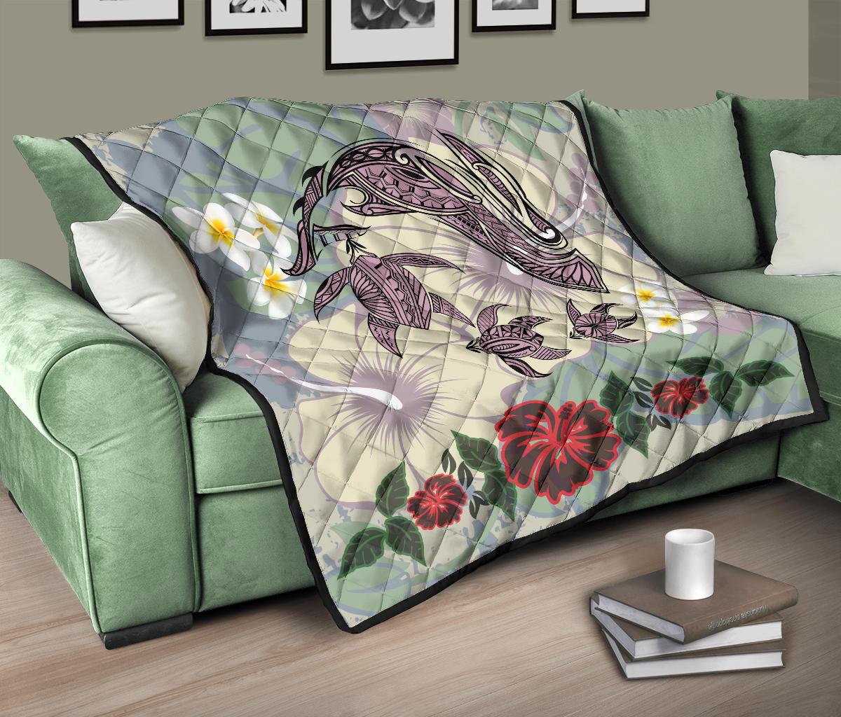 Hawaii Turtle Shark Hibiscus Premium Quilt - Beige - LH Style - Polynesian Pride