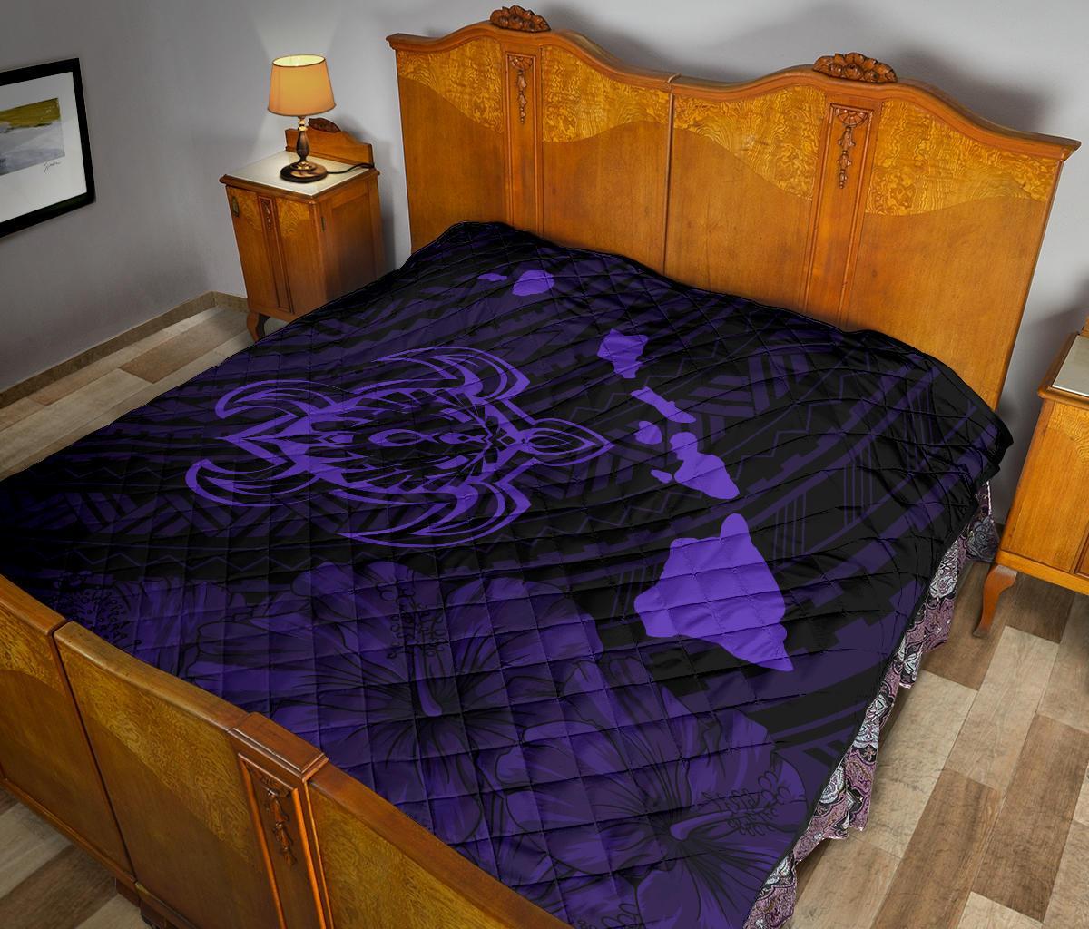 Hawaii Sea Turtle Is Swimming Toward Premium Quilt Purple - Polynesian Pride