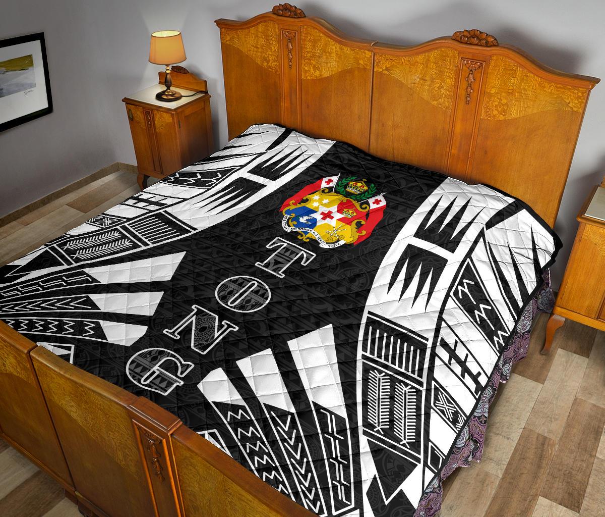 Tonga Premium Quilt - Tonga Coat Of Arms Polynesian White Tattoo (Black) - Polynesian Pride