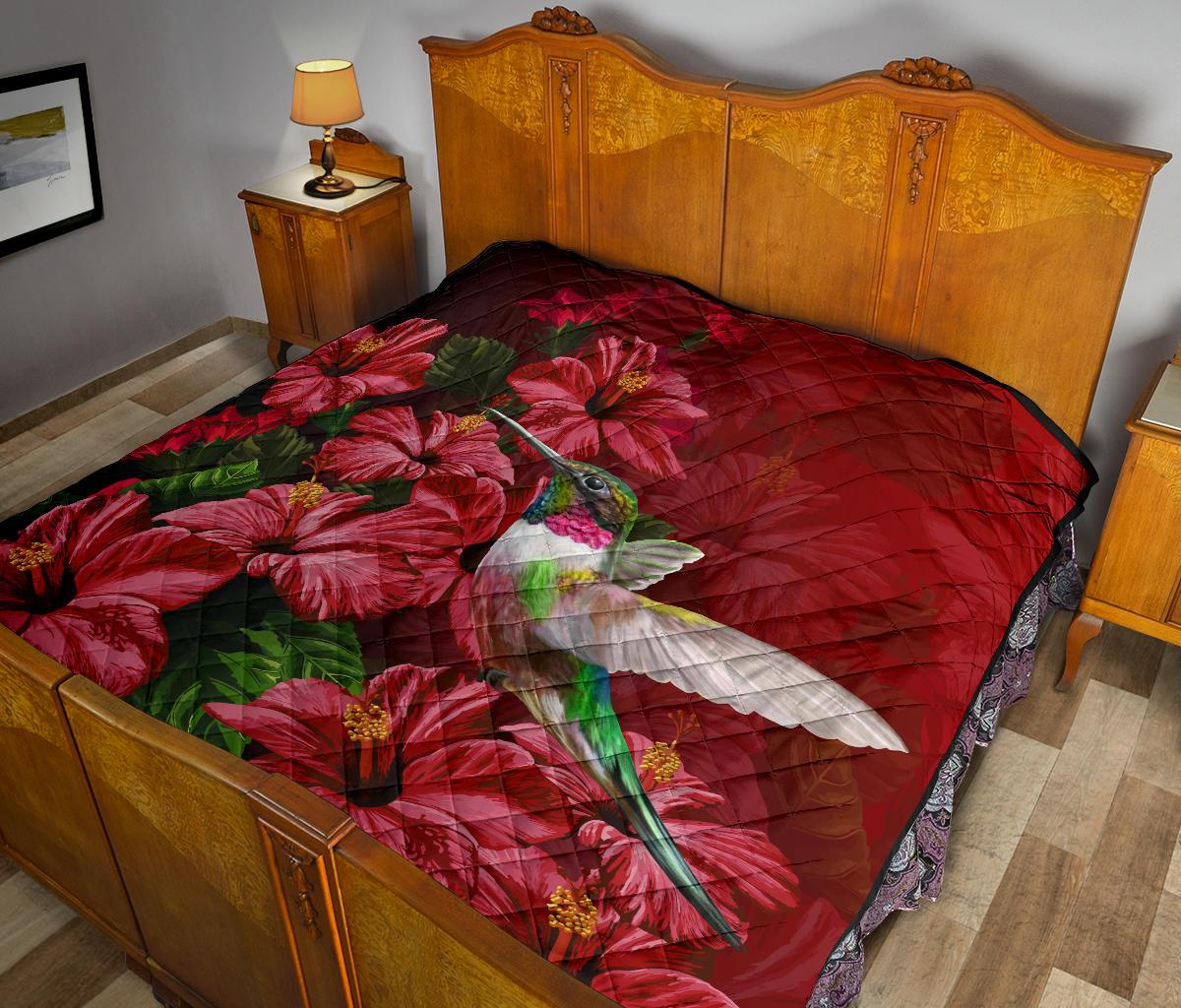 Hawaii Red Hibiscus Humming Bird Premium Quilt - Polynesian Pride