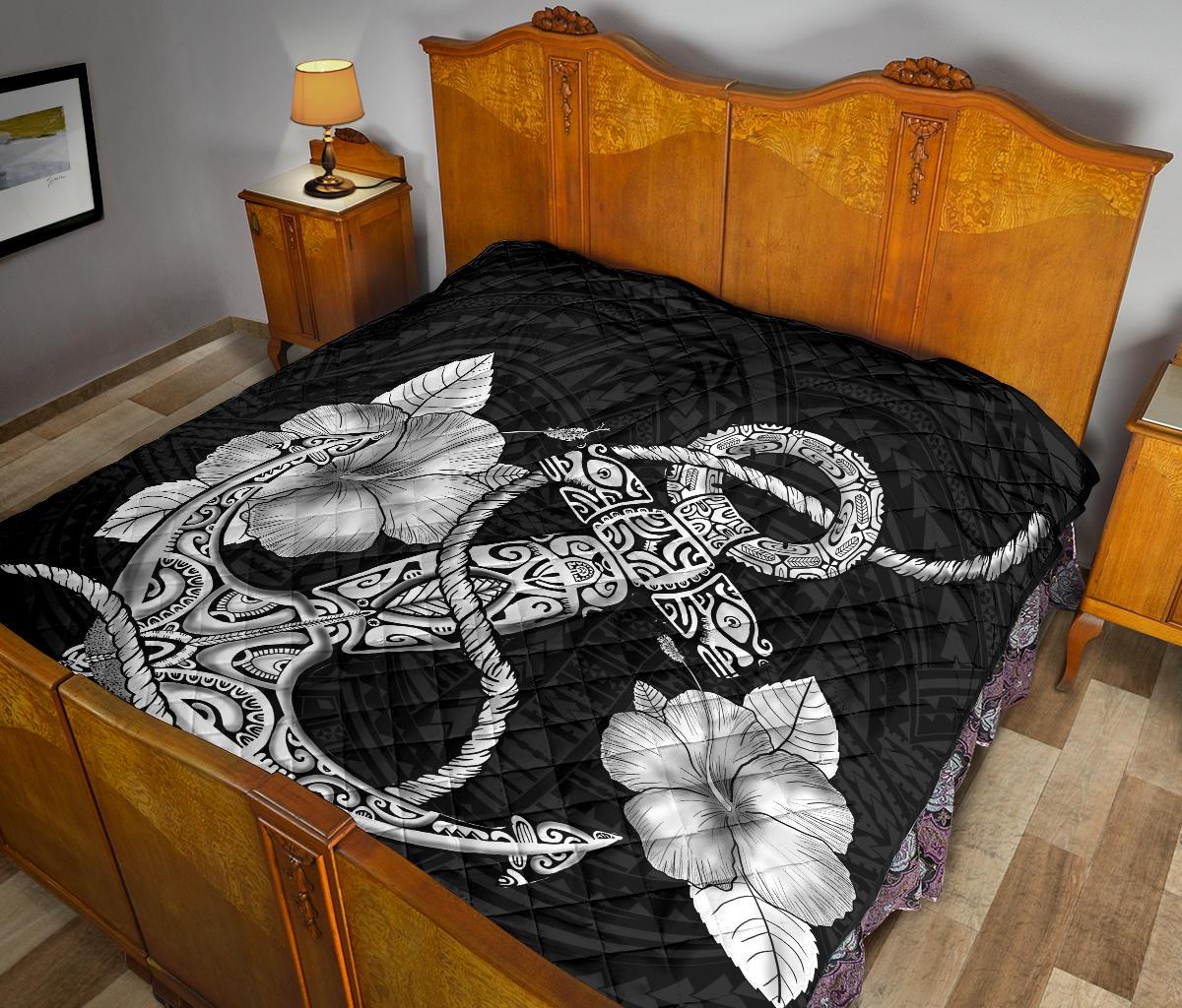 Anchor White Poly Tribal Premium Quilt - Polynesian Pride