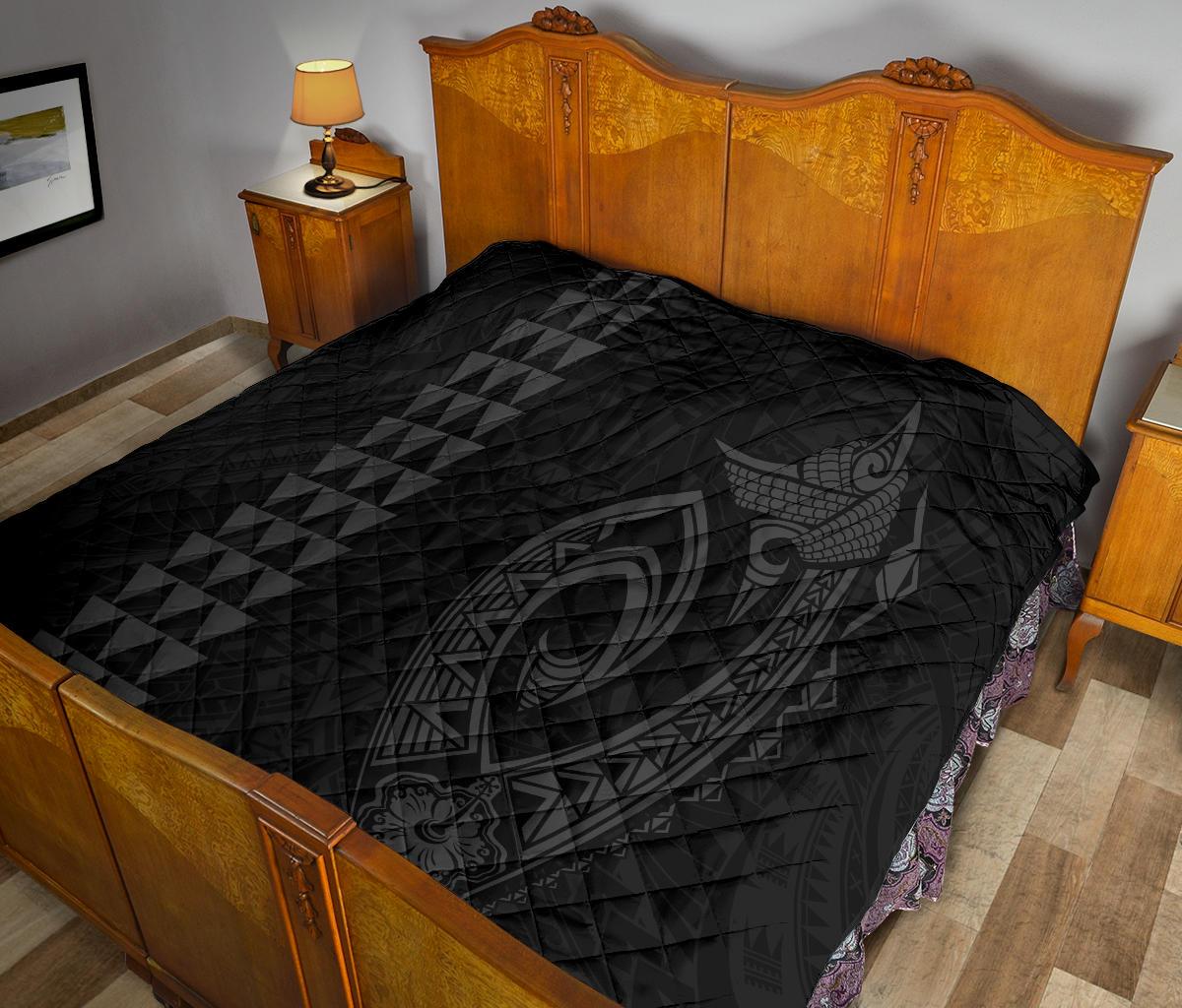 Hawaii Kakau Makau Fish Hook Polynesian Premium Quilt - Grey - Polynesian Pride