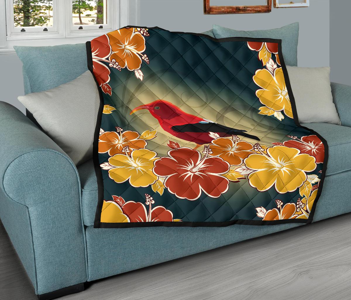 Honeycreeper Hibiscus Premium Quilt - Polynesian Pride