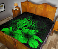 Hawaii Hibiscus Premium Quilt - Turtle Map - Green - Polynesian Pride
