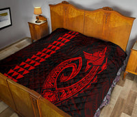 Hawaii Kakau Makau Fish Hook Polynesian Premium Quilt - Red - Polynesian Pride