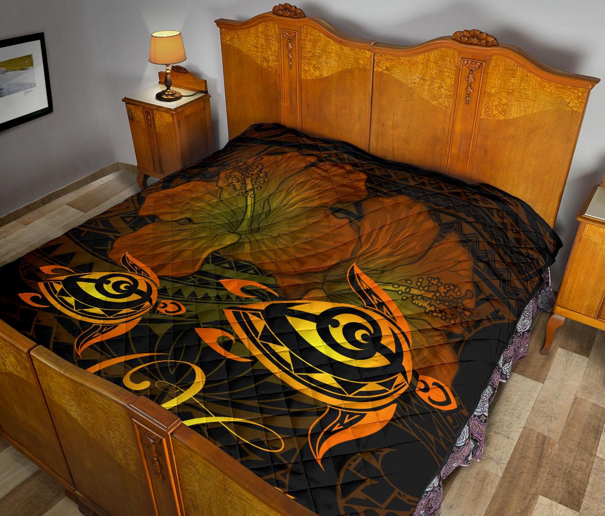 Hawaii Turtle Ohana Hibiscus Poly Premium Quilt Yellow - Polynesian Pride
