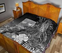 Fiji Premium Quilt - Humpback Whale with Tropical Flowers (White) - Polynesian Pride