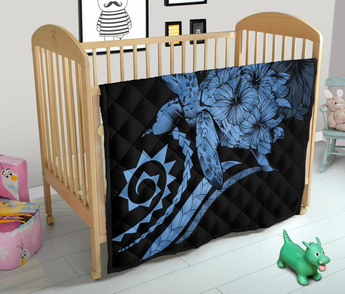 Hawaii Turtle Hibiscus Polynesian Vintage Premium Quilt - Pastel Blue - Polynesian Pride