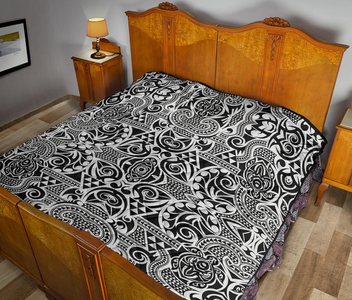 Polynesian Tribal Premium Quilt Black White - Polynesian Pride