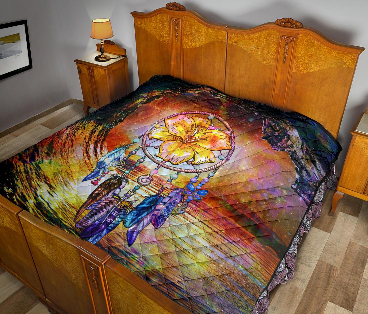 Hibiscus Dreamcatcher Premium Quilt - Polynesian Pride