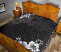 Black n White Hibiscus Premium Quilt - Polynesian Pride