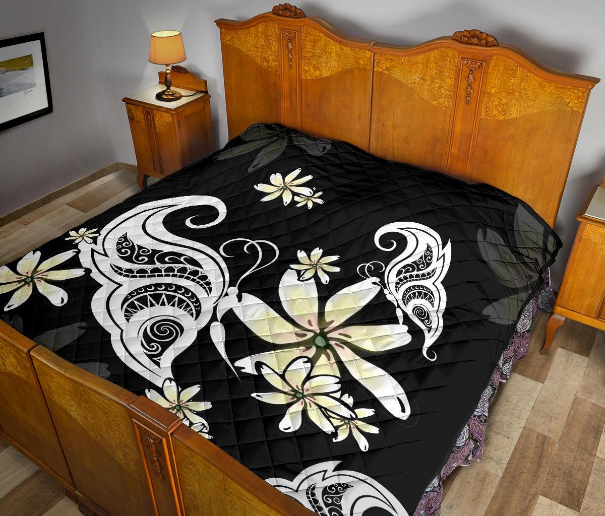 Plumeria Butterfly Premium Quilt - Polynesian Pride