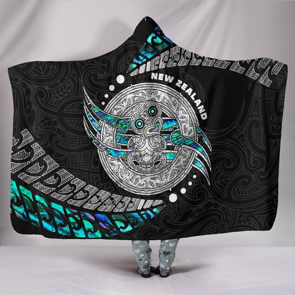 maori-new-zealand-hooded-blanket-hei-tiki-sport-style