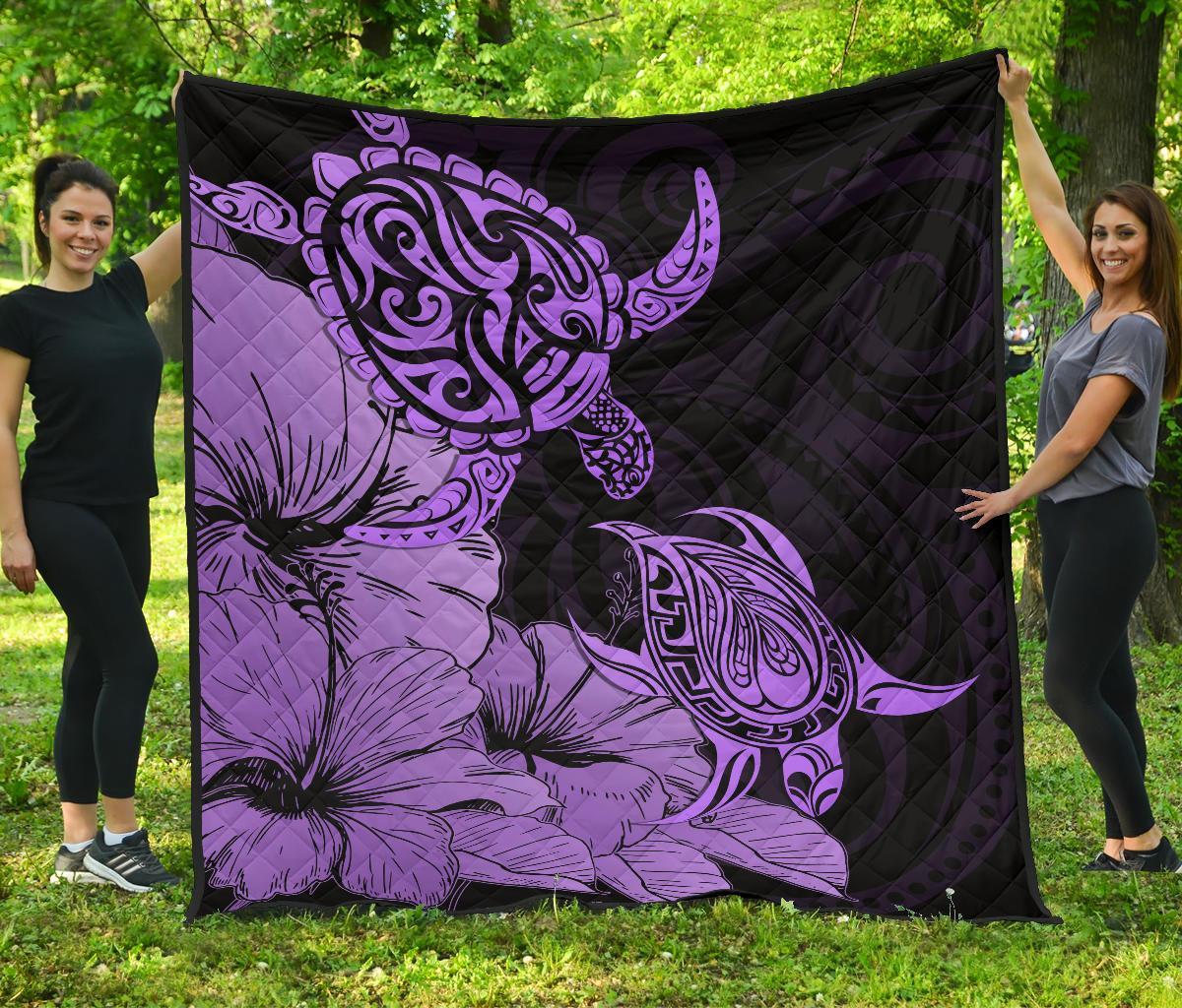 Hawaii Turtle Premium Quilt Polynesian Hibiscus Art Violet AH Violet - Polynesian Pride