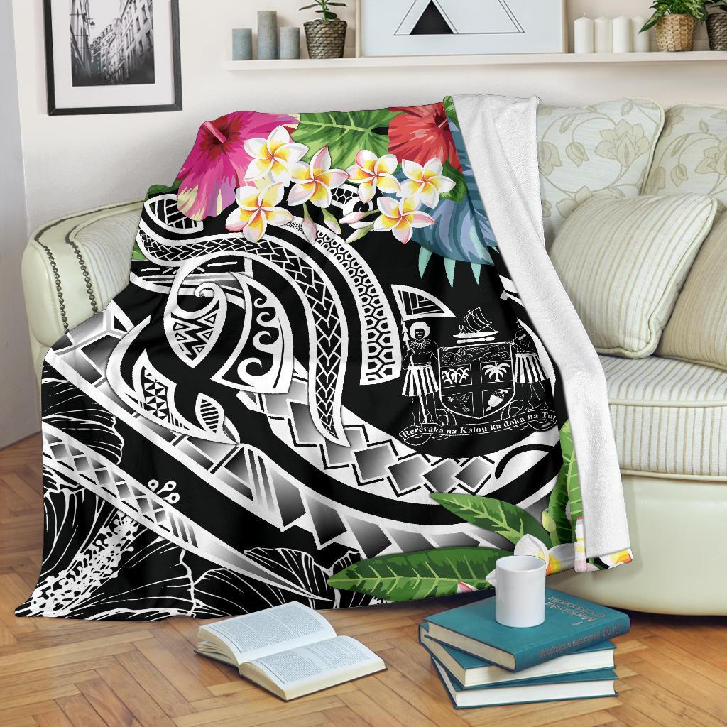 Fiji Polynesian Premium Blanket - Summer Plumeria (Black) White - Polynesian Pride