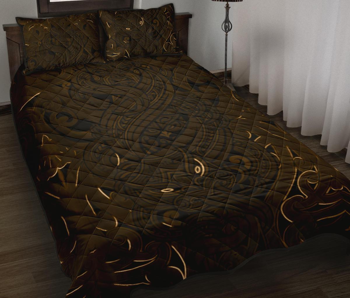 New Zealand Quilt Bed Set, Maori Gods Quilt And Pillow Cover Tumatauenga (God Of War) - Gold Gold - Polynesian Pride