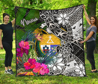 Nauru Premium Quilt - Turtle Plumeria Banana Leaf Crest Black - Polynesian Pride