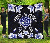 Hawaiian Icon Blue Turtle Plumeria Quilt Black - Polynesian Pride