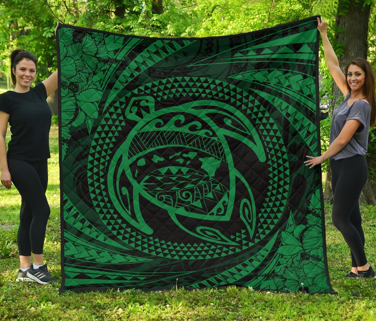 Hawaiian Kanaka Honu Hibiscus Tornando Green Polynesian Premium Quilt Green - Polynesian Pride