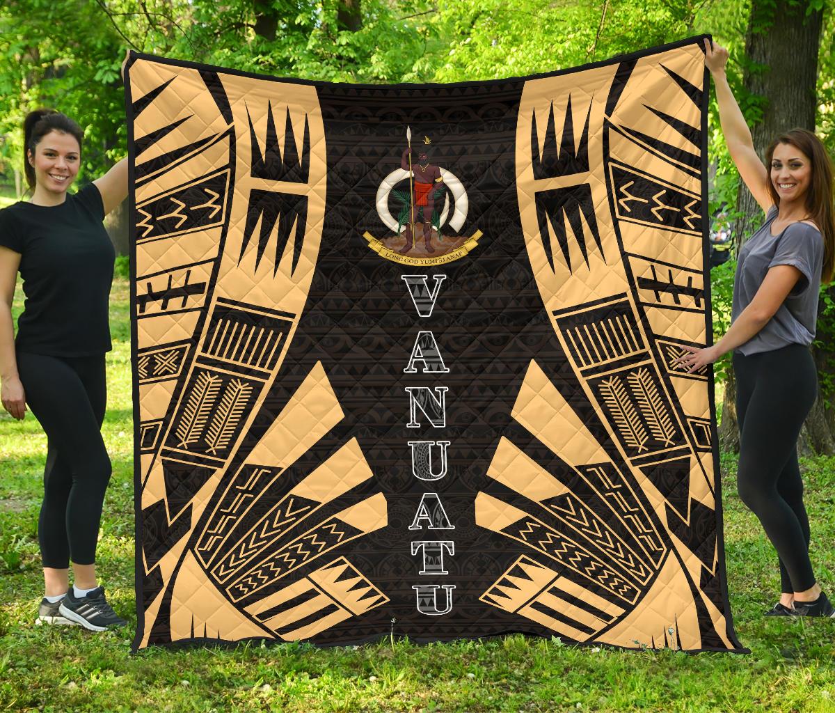 Vanuatu Premium Quilt - Vanuatu Coat Of Arms Polynesian Gold Tattoo Gold - Polynesian Pride