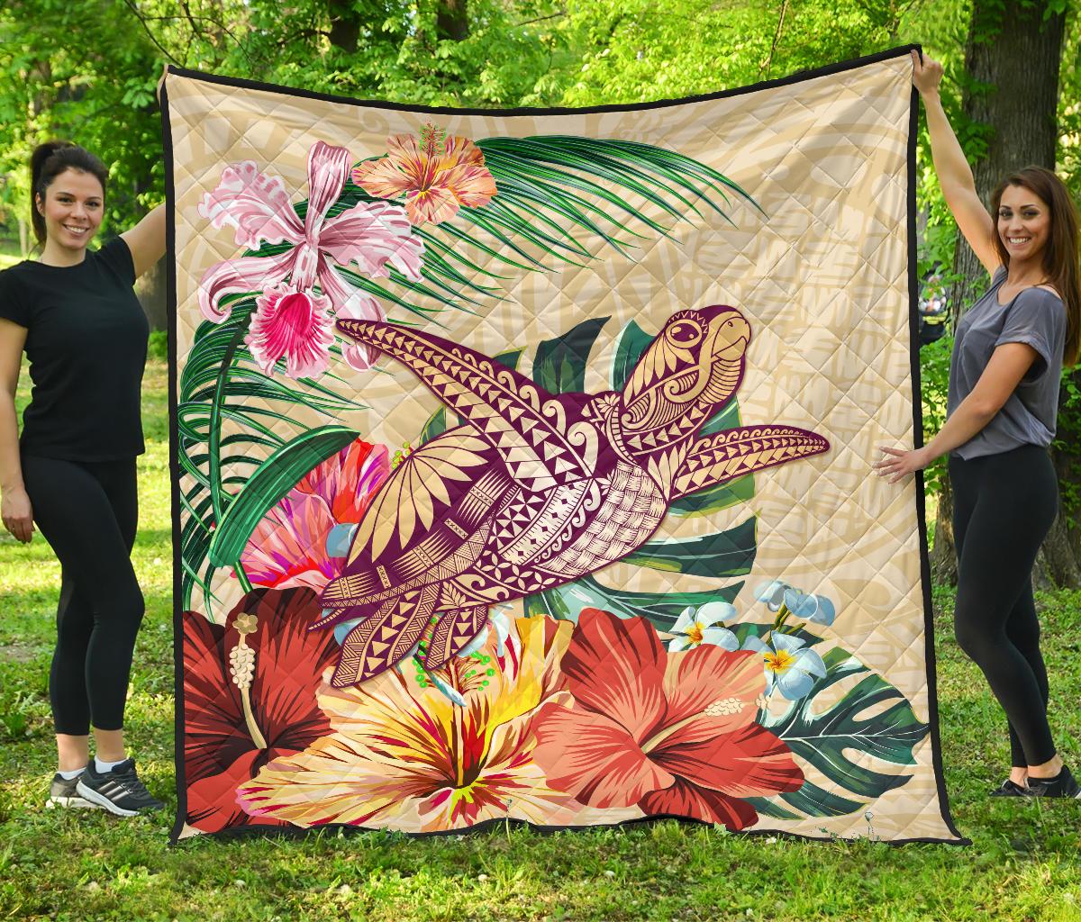 Hawaii Tropical Hibiscus Plumeria Turtle Beige Premium Quilt Beige - Polynesian Pride