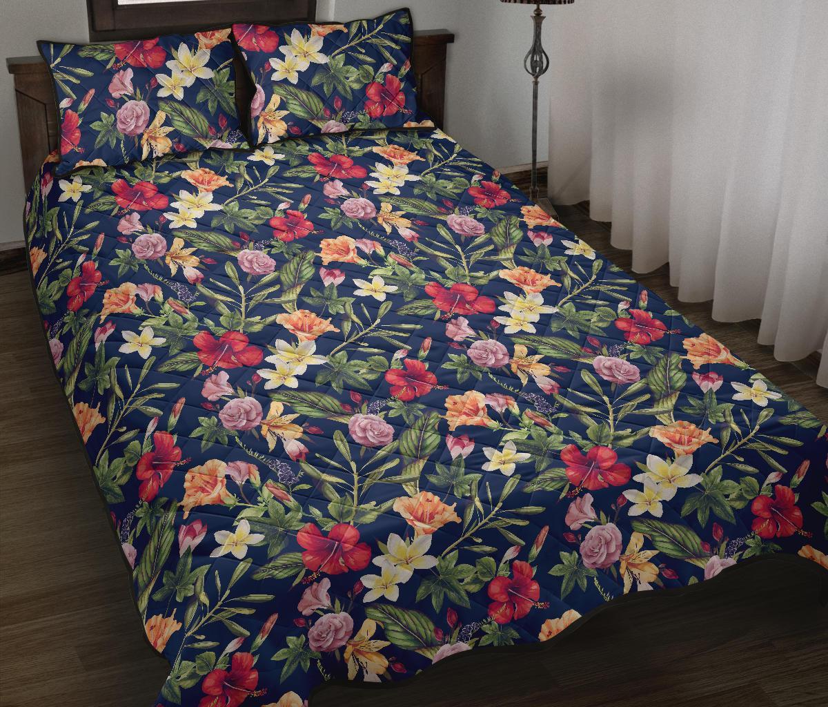 Tropical Hibiscus Red And Plumeria White Quilt Bed Set - Polynesian Pride