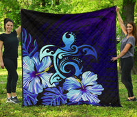 Hawaii Hibiscus Tropical Deep Ocean Turtle Sea Premium Quilt Blue - Polynesian Pride