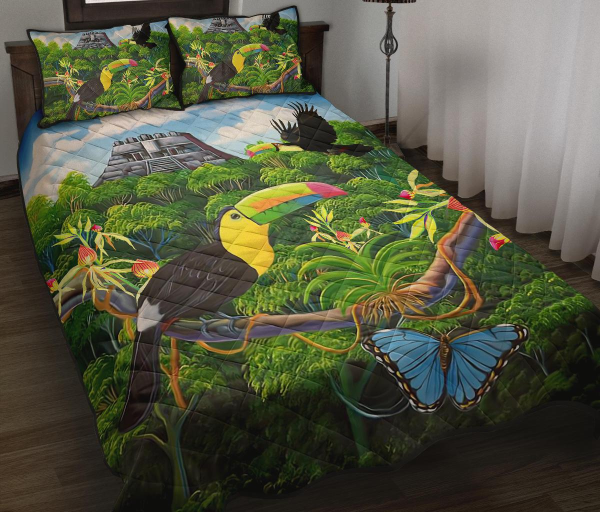 Wonderful Jungle Quilt Bed Set - Polynesian Pride