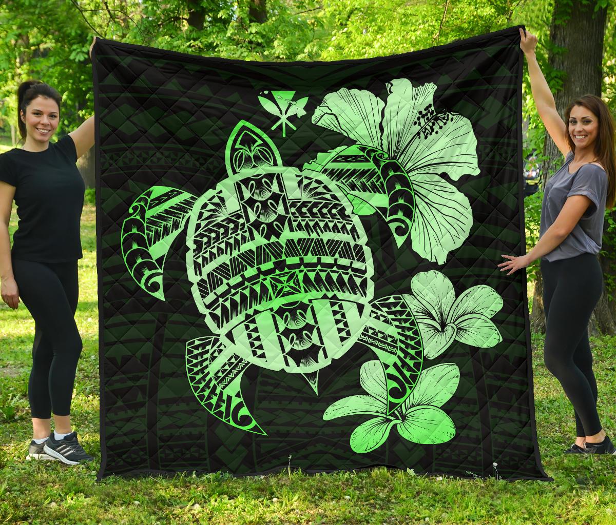 Hawaiian Kanaka Hibiscus Plumeria Mix Polynesian Turtle Premium Quilt Green AH Green - Polynesian Pride