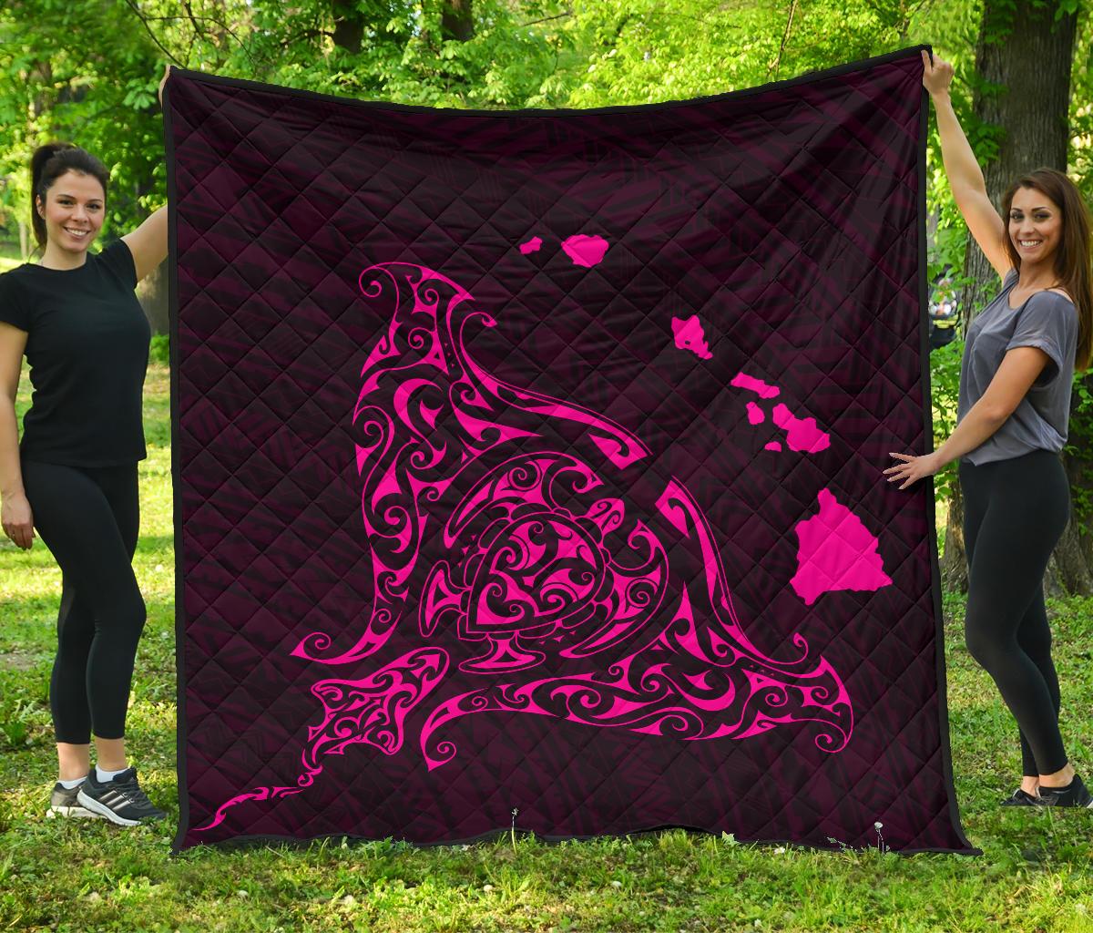 Rays Hawaii Map Polynesian Premium Quilt - Pink Pink - Polynesian Pride