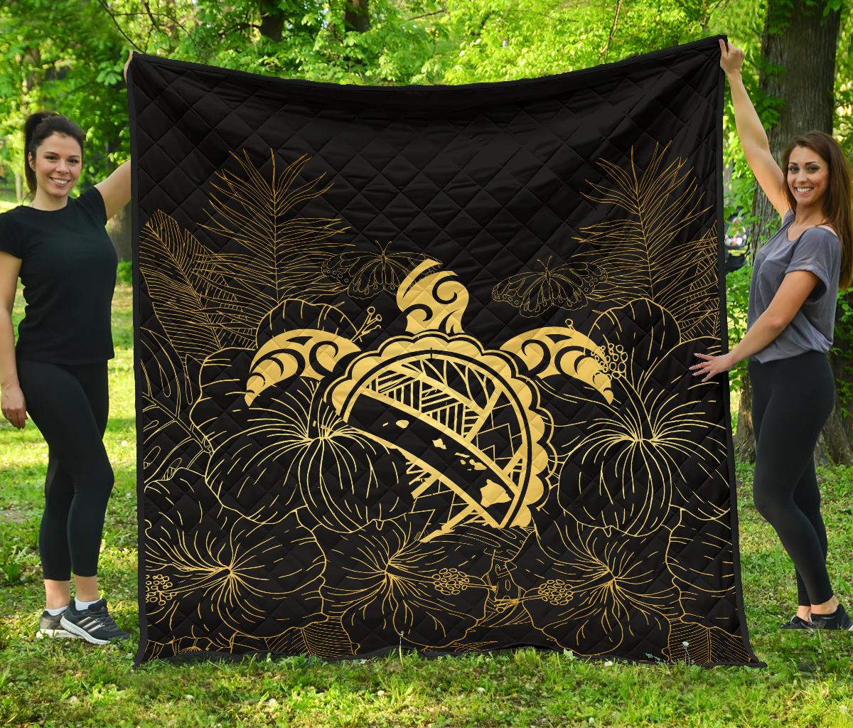 Hawaii Turtle Kanaka Golden Premium Quilt Black - Polynesian Pride