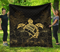Hawaii Turtle Kanaka Golden Premium Quilt Black - Polynesian Pride
