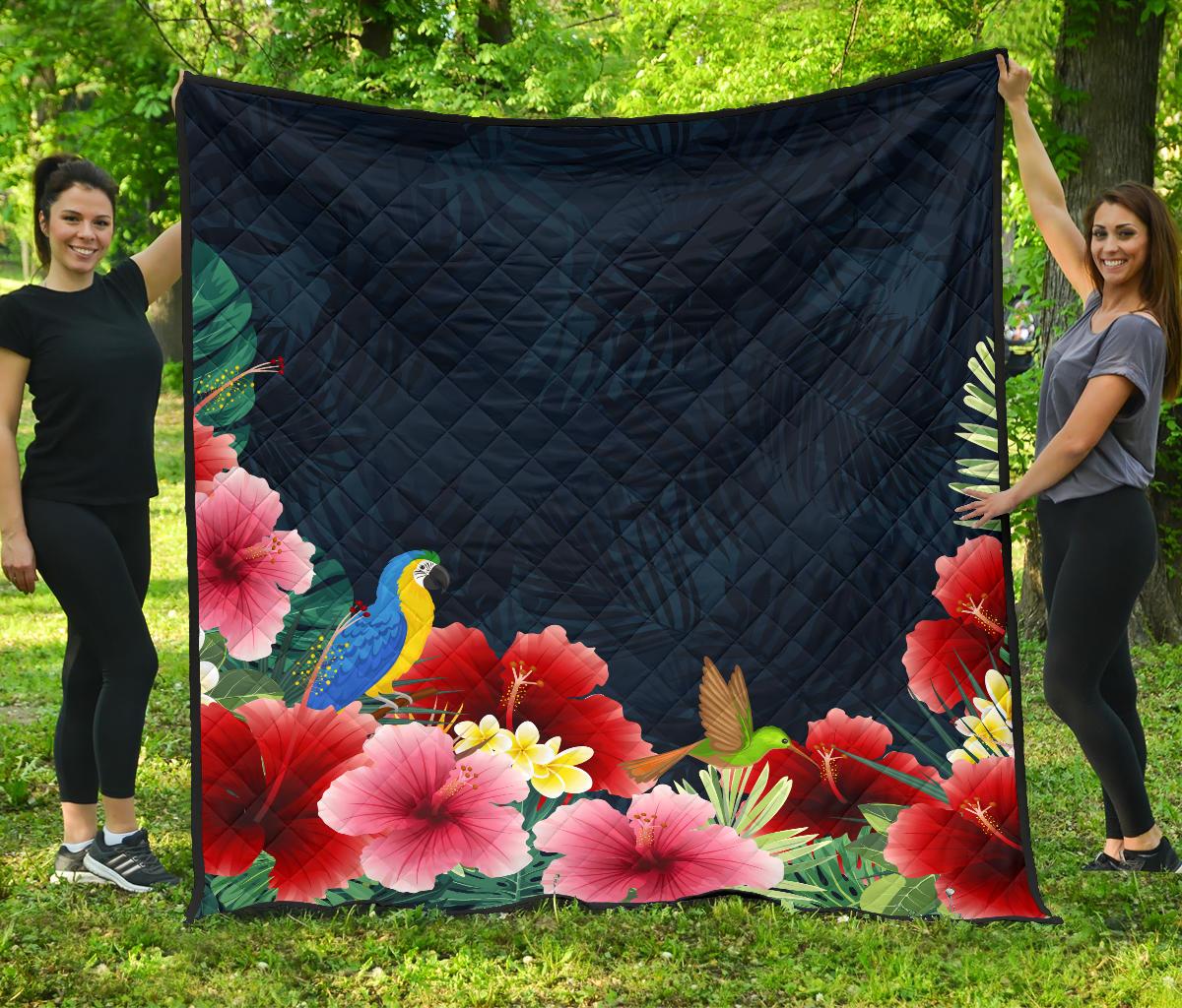 Forest Hibiscus Premium Quilt Black - Polynesian Pride