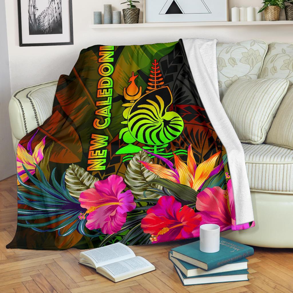 New Caledonia Polynesian Premium Blanket - Hibiscus and Banana Leaves White - Polynesian Pride