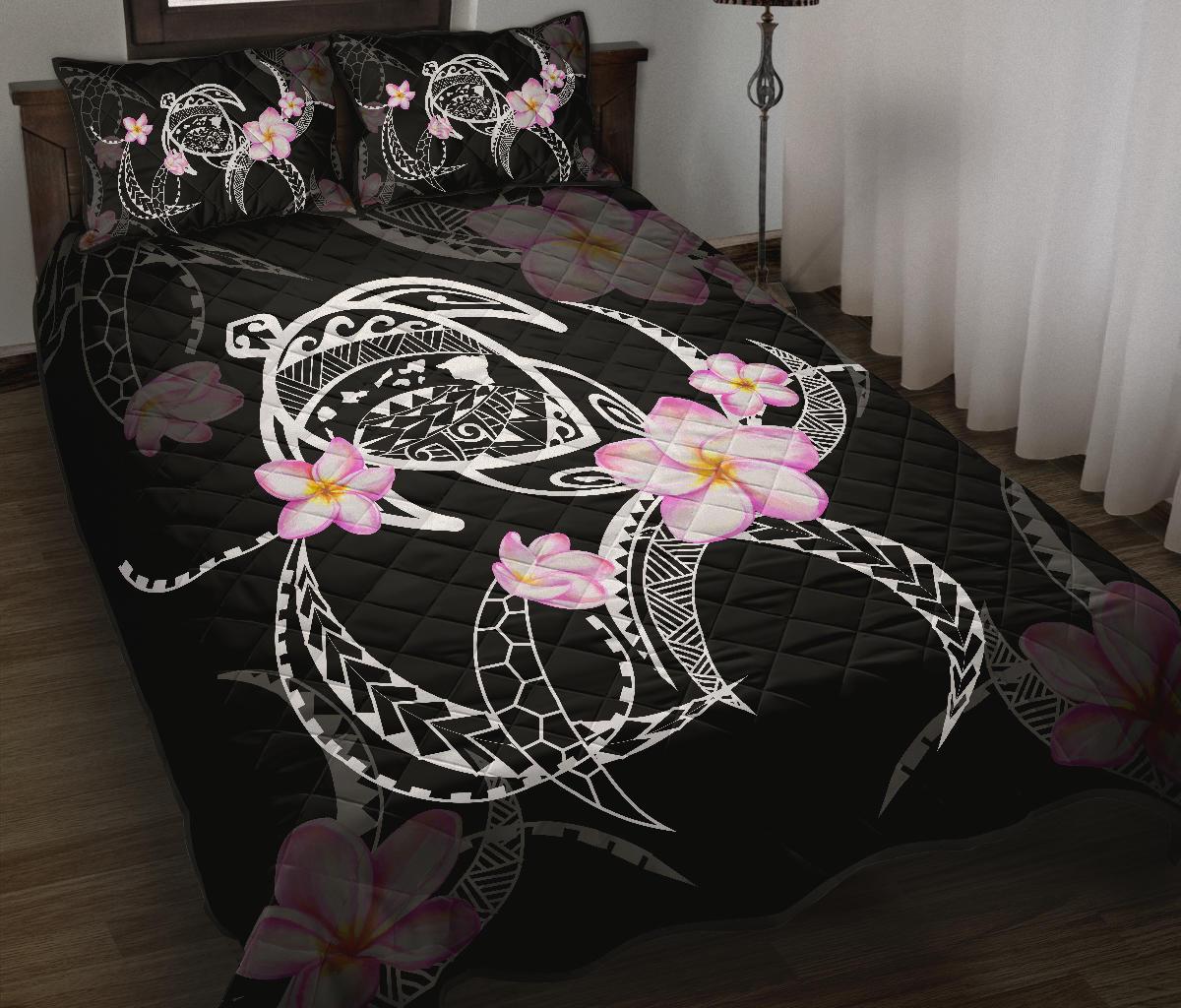 Turtle Swim Poly Black Quilt Bed Set - Polynesian Pride