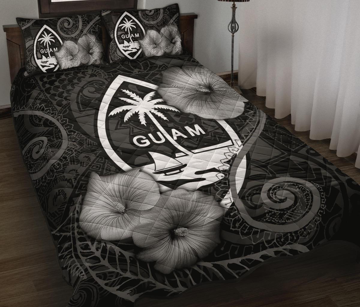 Guam Polynesian Quilt Bed Set - Guam Coat Of Arms & Black Hibiscus Black - Polynesian Pride
