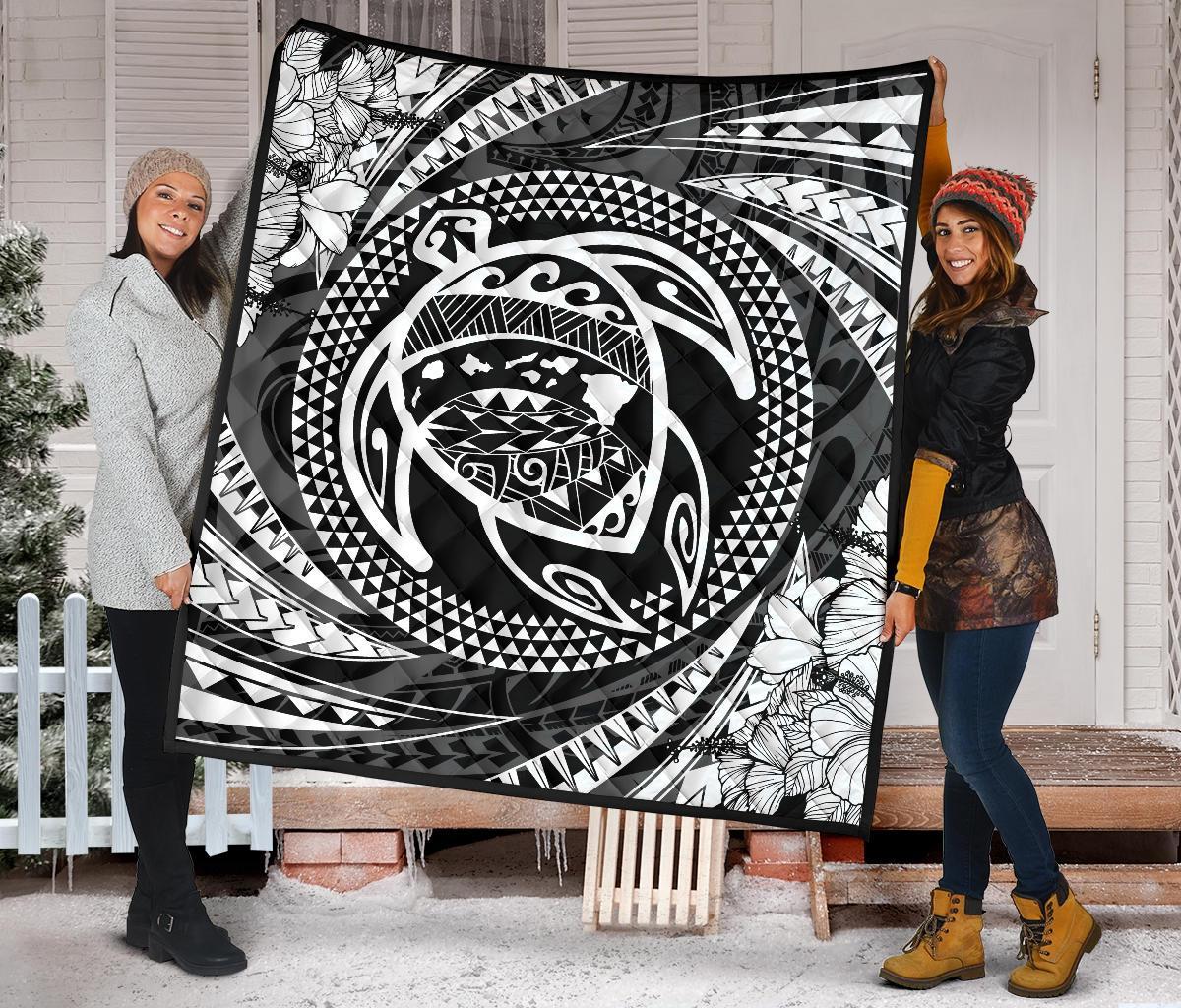 Hawaiian Kanaka Honu Hibiscus Tornando White Polynesian Premium Quilt - Polynesian Pride