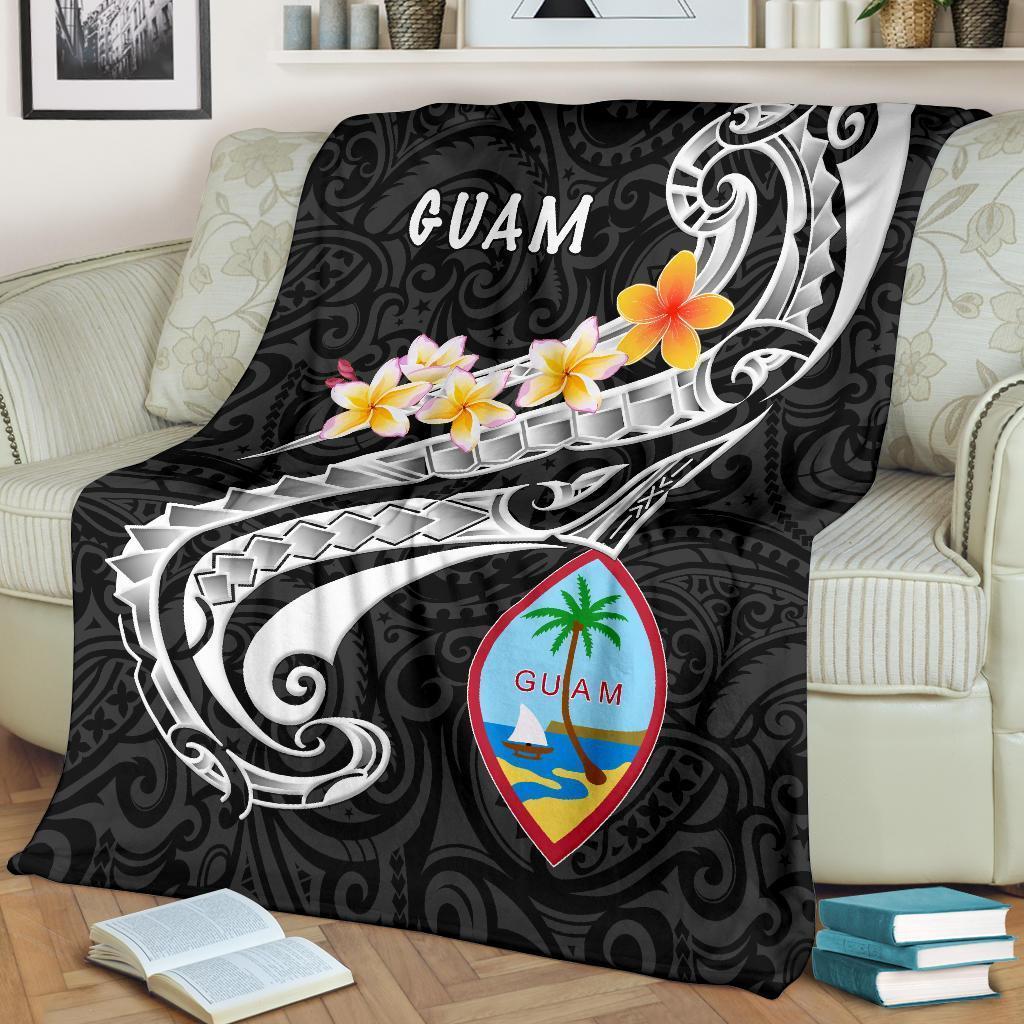 Guam Premium Blanket - Guam Seal Polynesian Patterns Plumeria (Black) White - Polynesian Pride