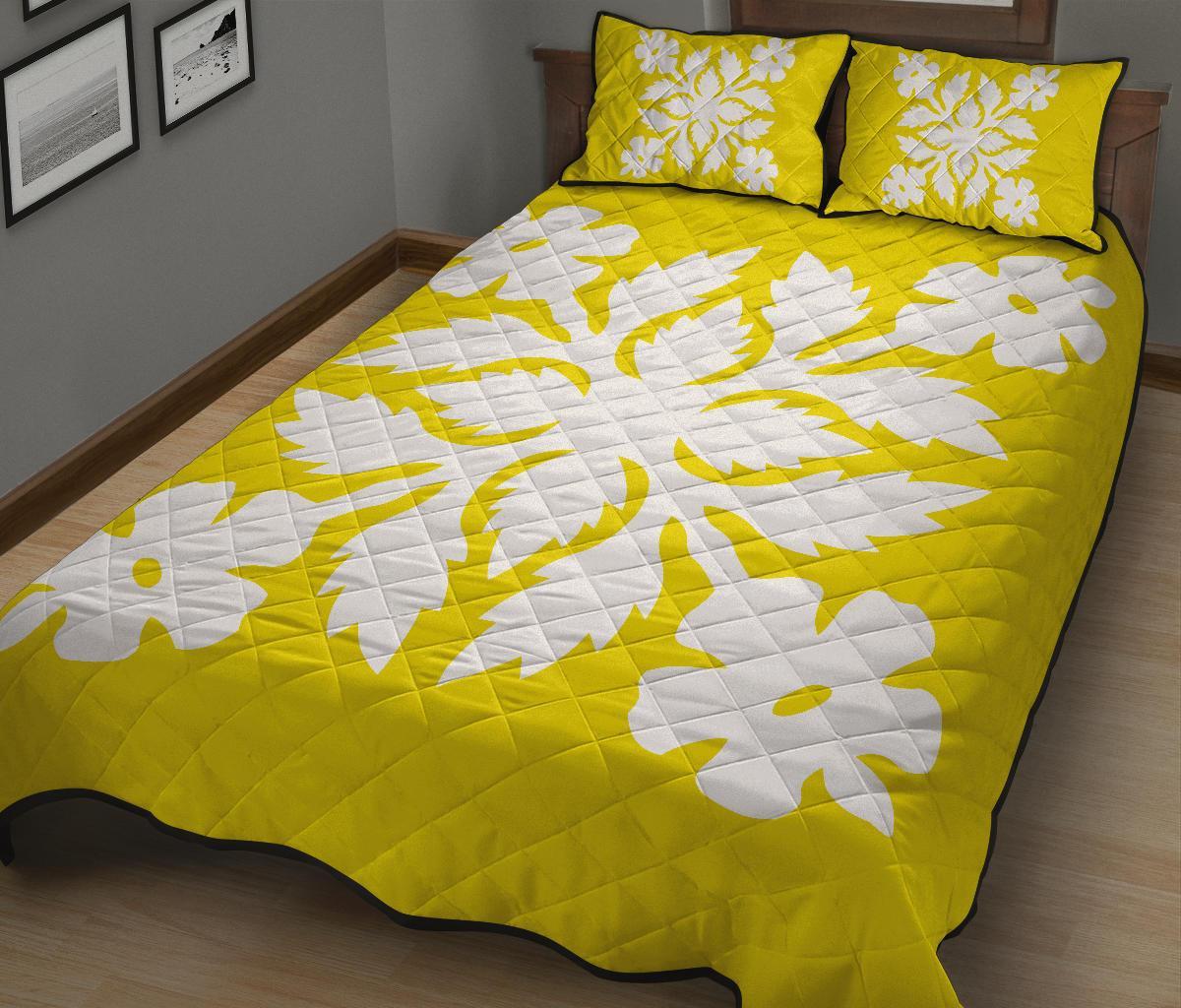 Hawaiian Quilt Bed Set Royal Pattern - Yellow - B2 Style - Polynesian Pride